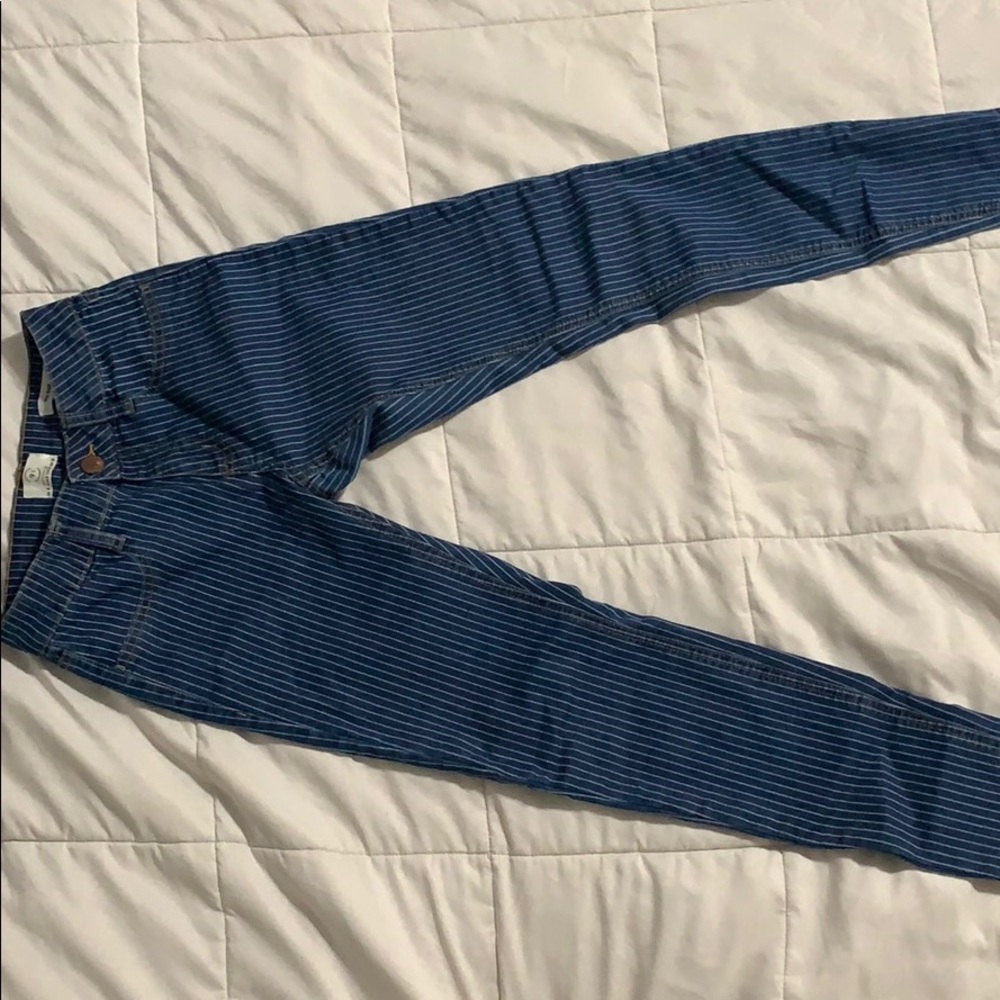 Size 4 cotton on jegging